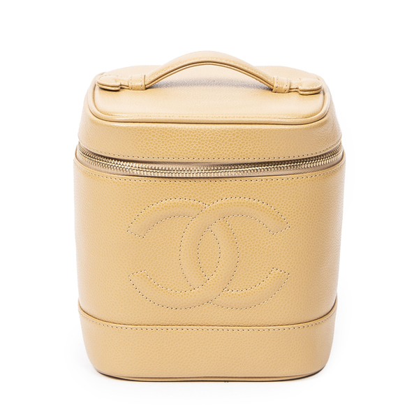 Chanel CC Vanity Case - Picture 1 of 8